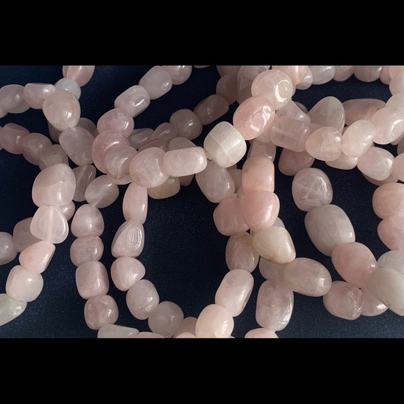 Rose Quartz Tumbled Stone Stretch Bracelet - Picture 4 of 5